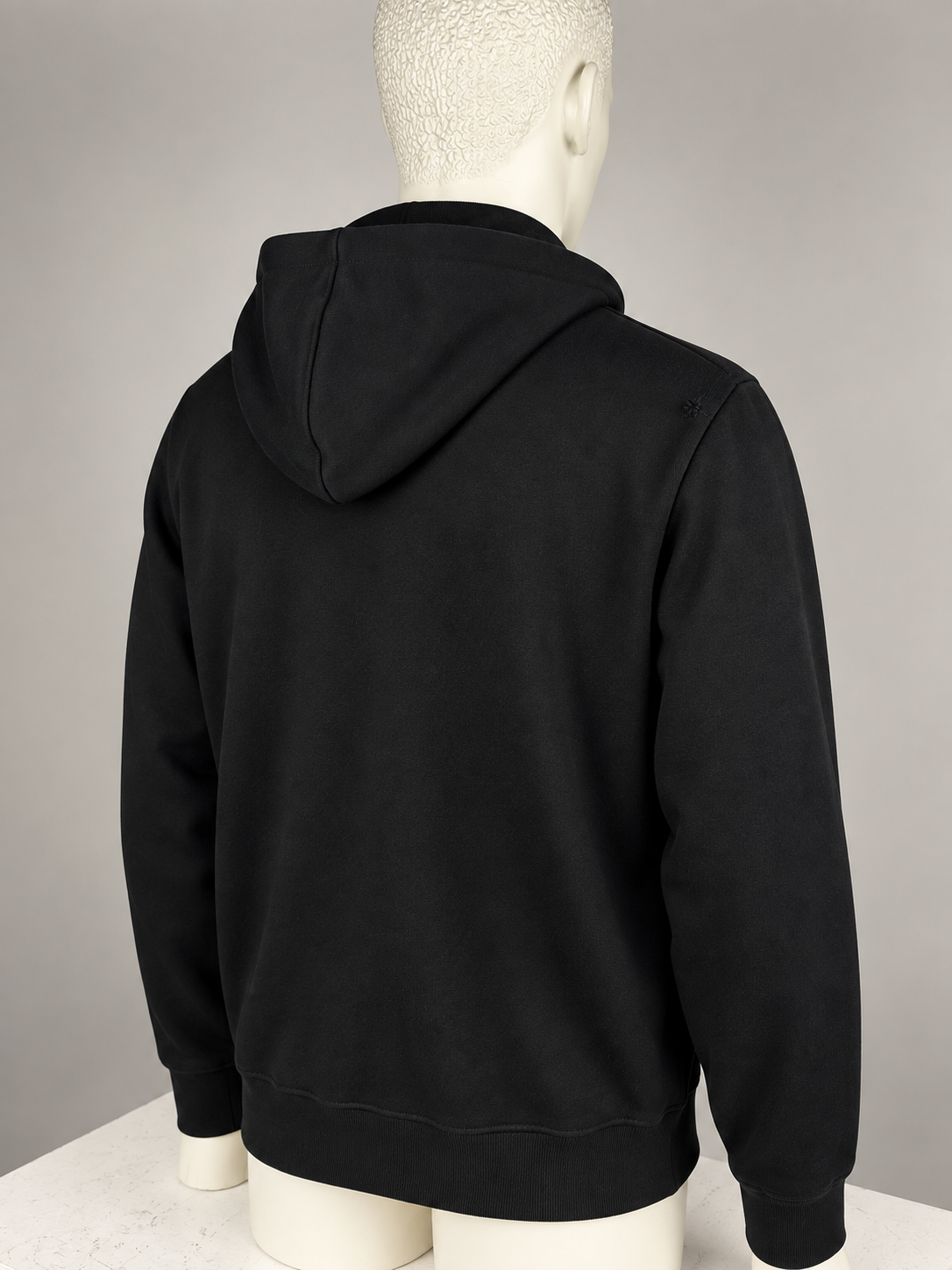 Moncler Cardigan (XL)