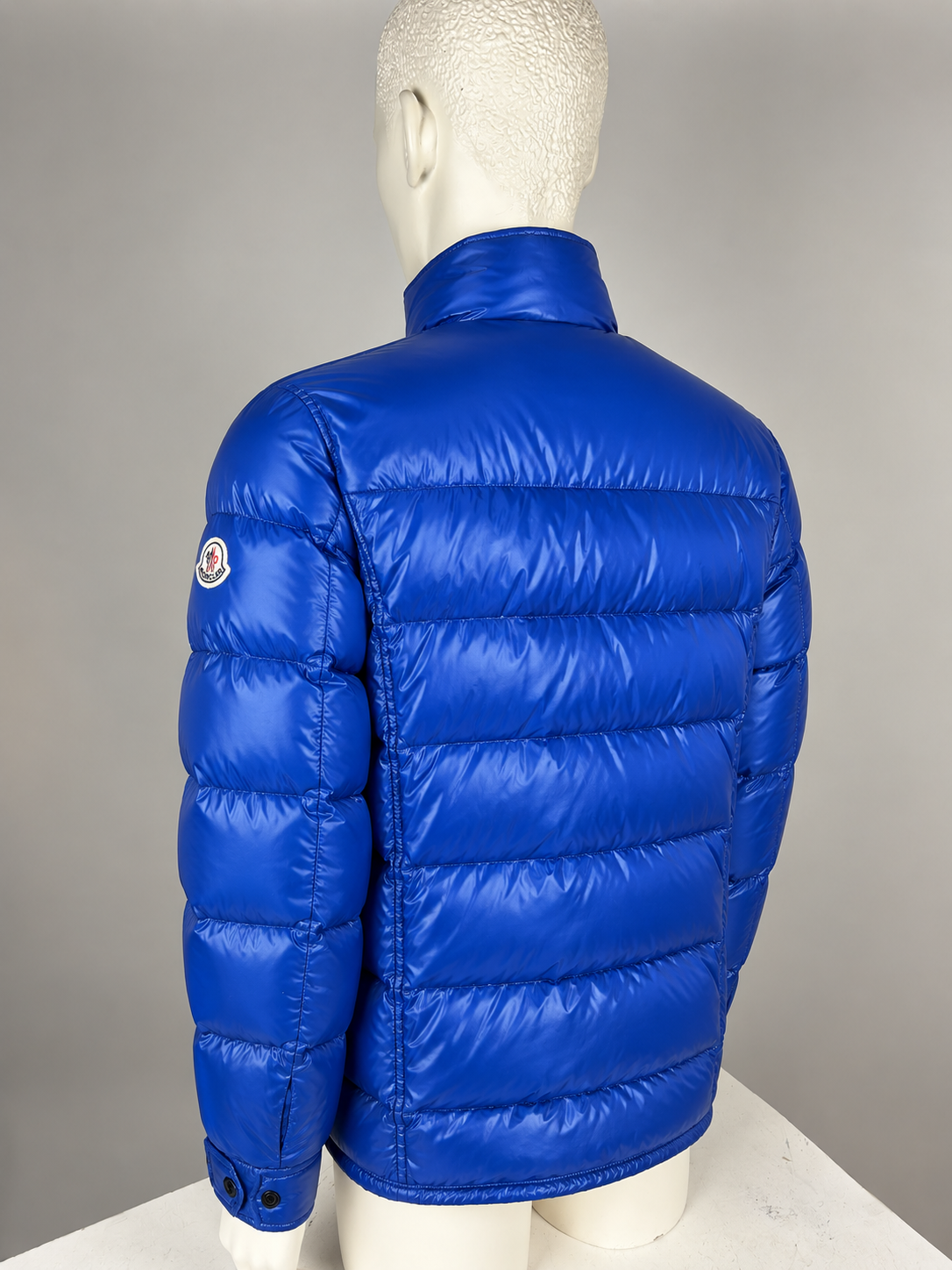 Moncler Matthew Down Jacket (0/S)