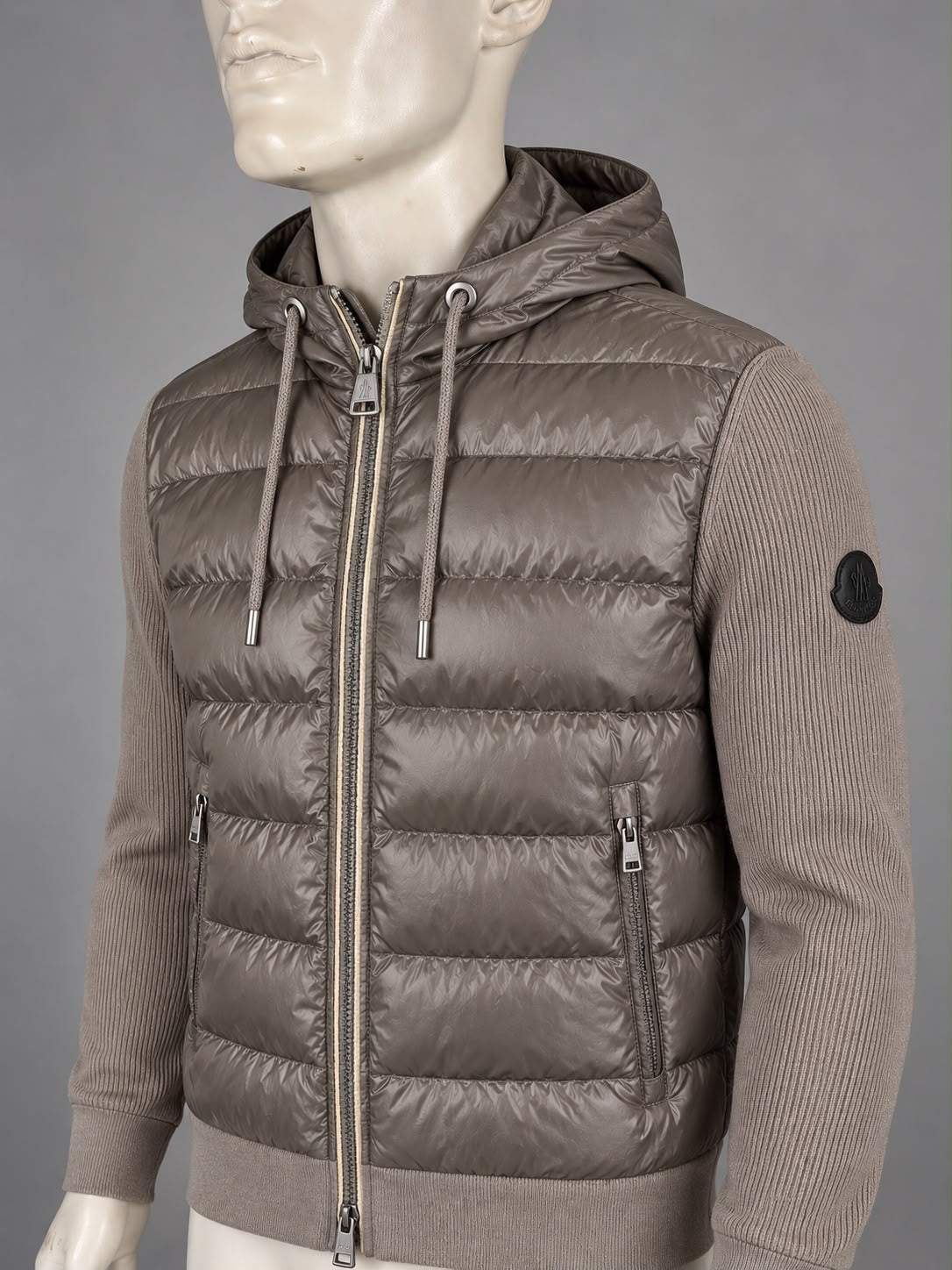 Moncler Down Jacket Cardigan (L)
