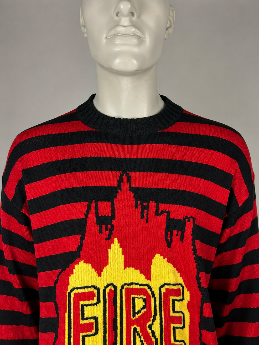 Moncler Sweater (L)