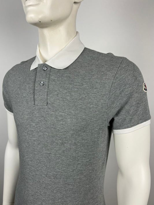 Moncler poloshirt (M)