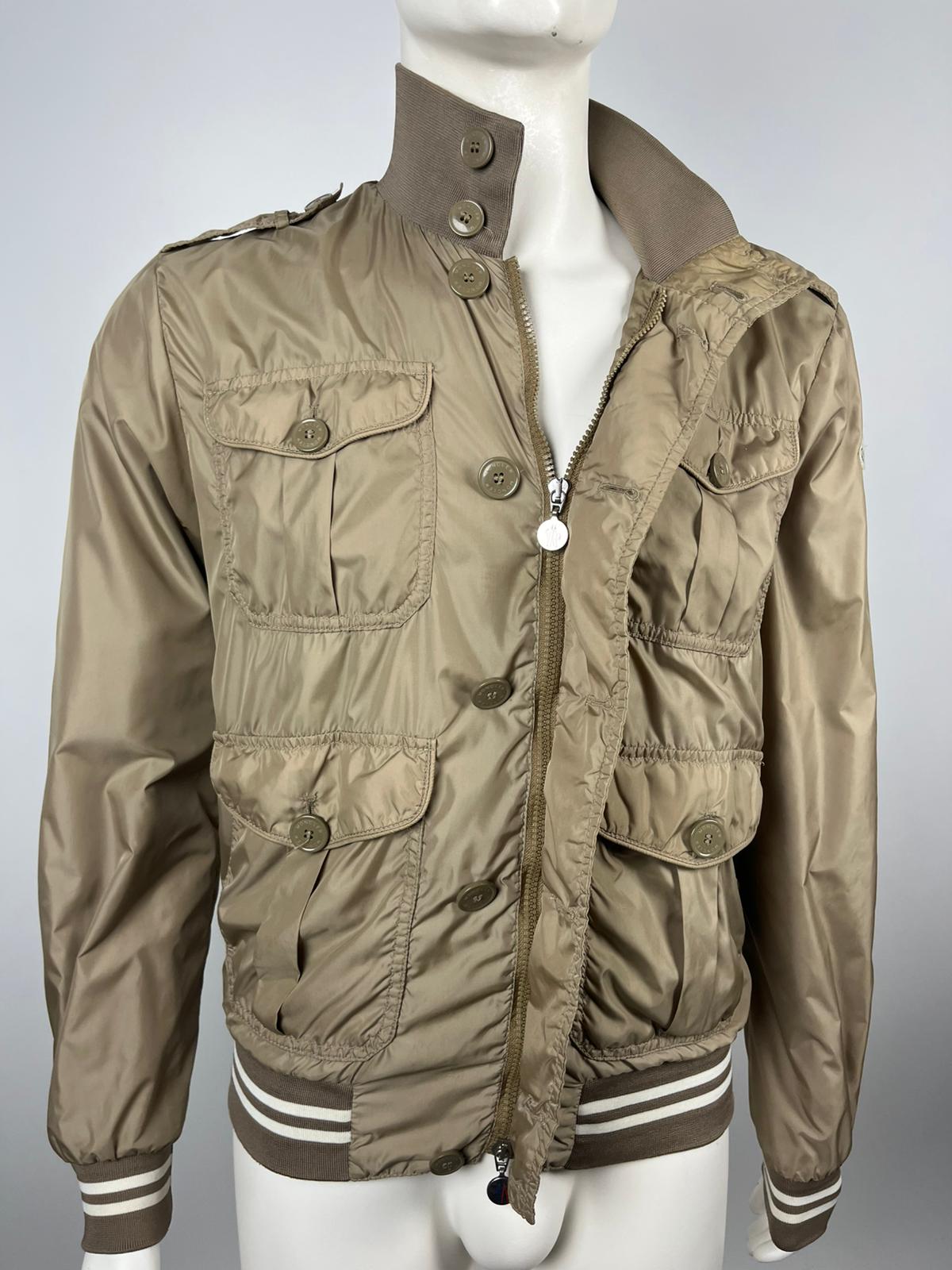Moncler Jacket (3/M)