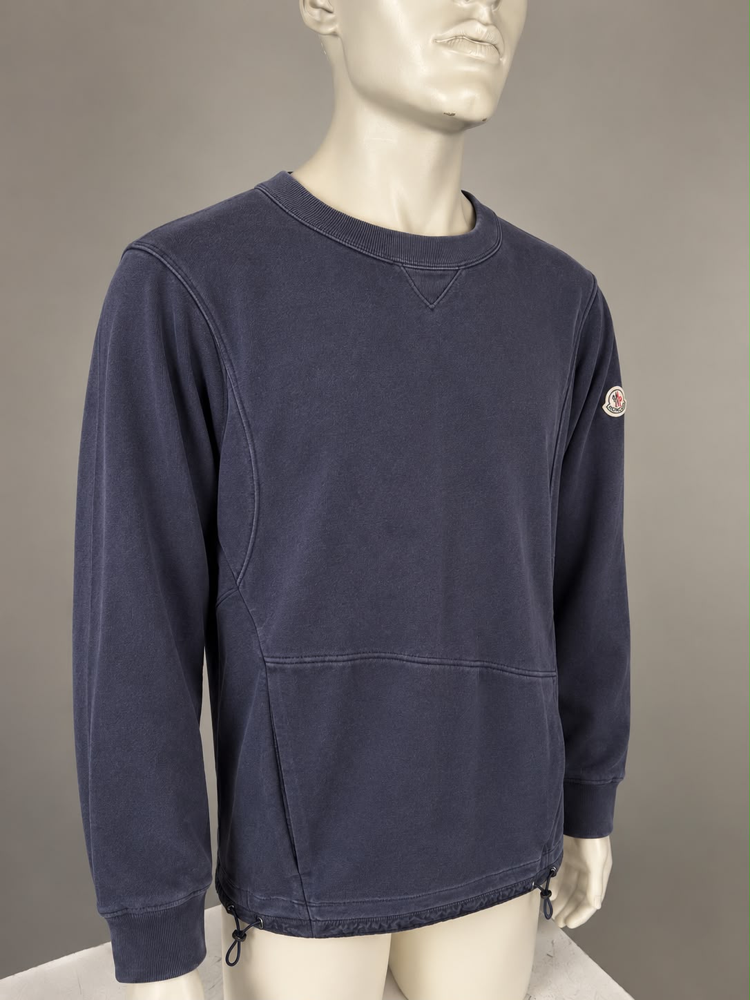 Moncler Sweater (M)