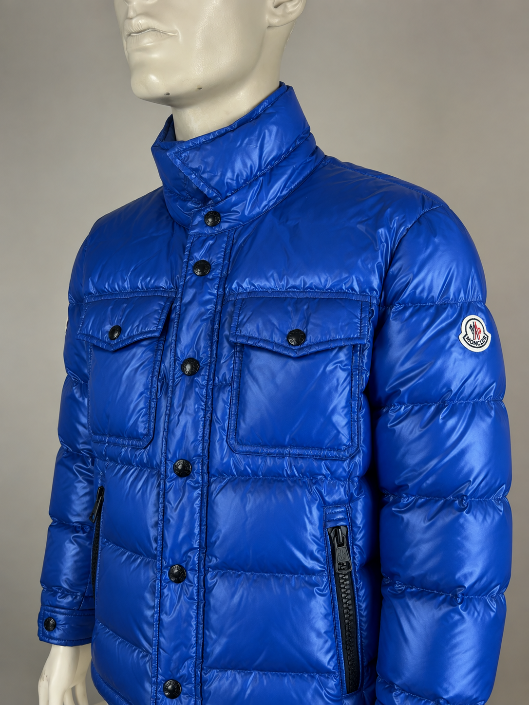 Moncler Matthew Down Jacket (0/S)