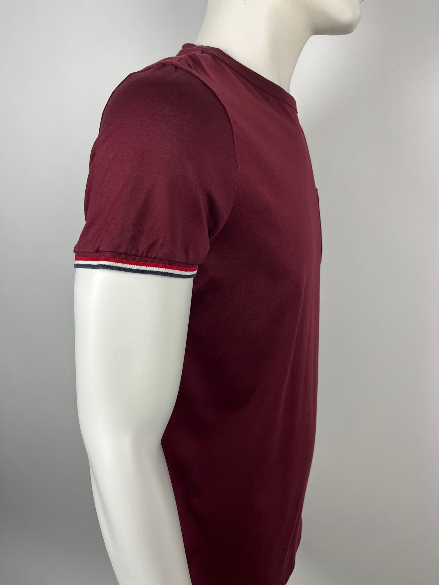 Moncler T-Shirt (M)