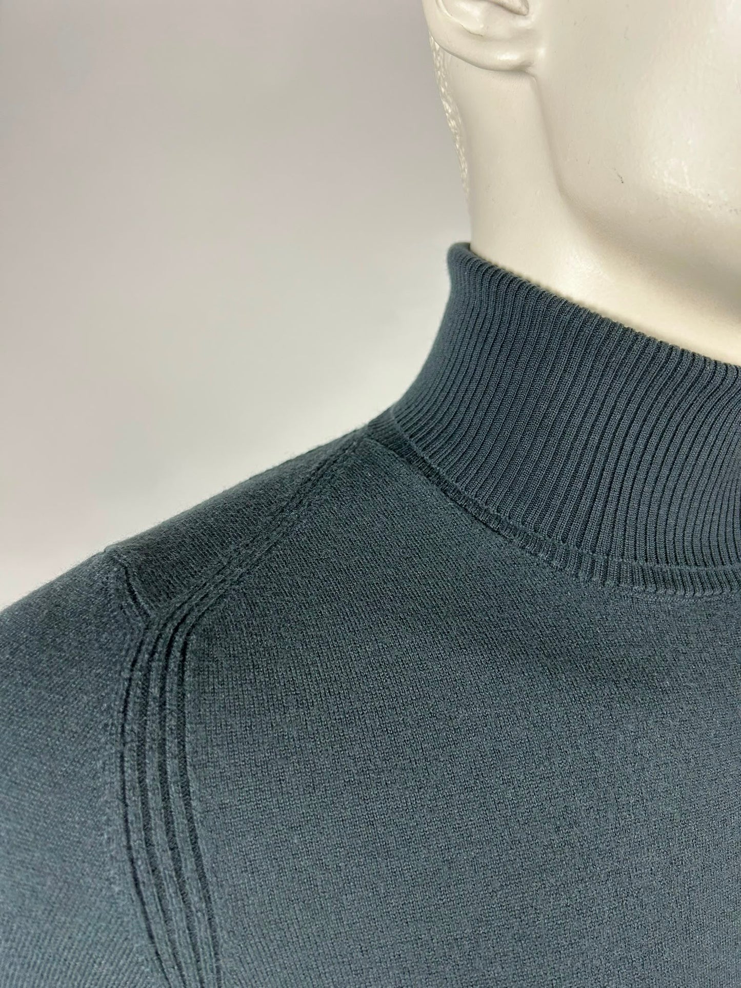 Stone Island Wool Turtle Neck Knitwear Sweater (M)