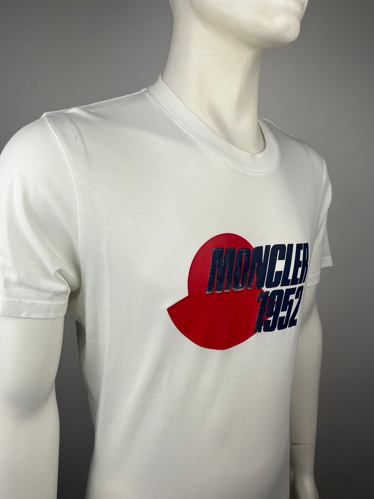 Moncler T-Shirt (L)