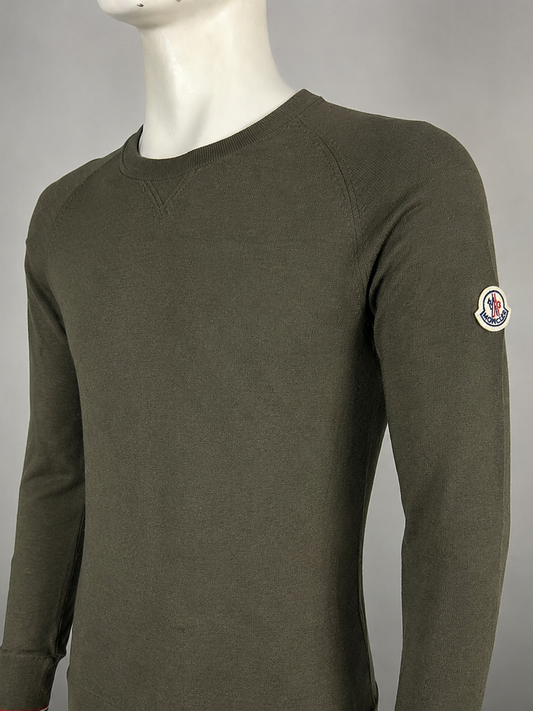 Moncler Sweater (M)