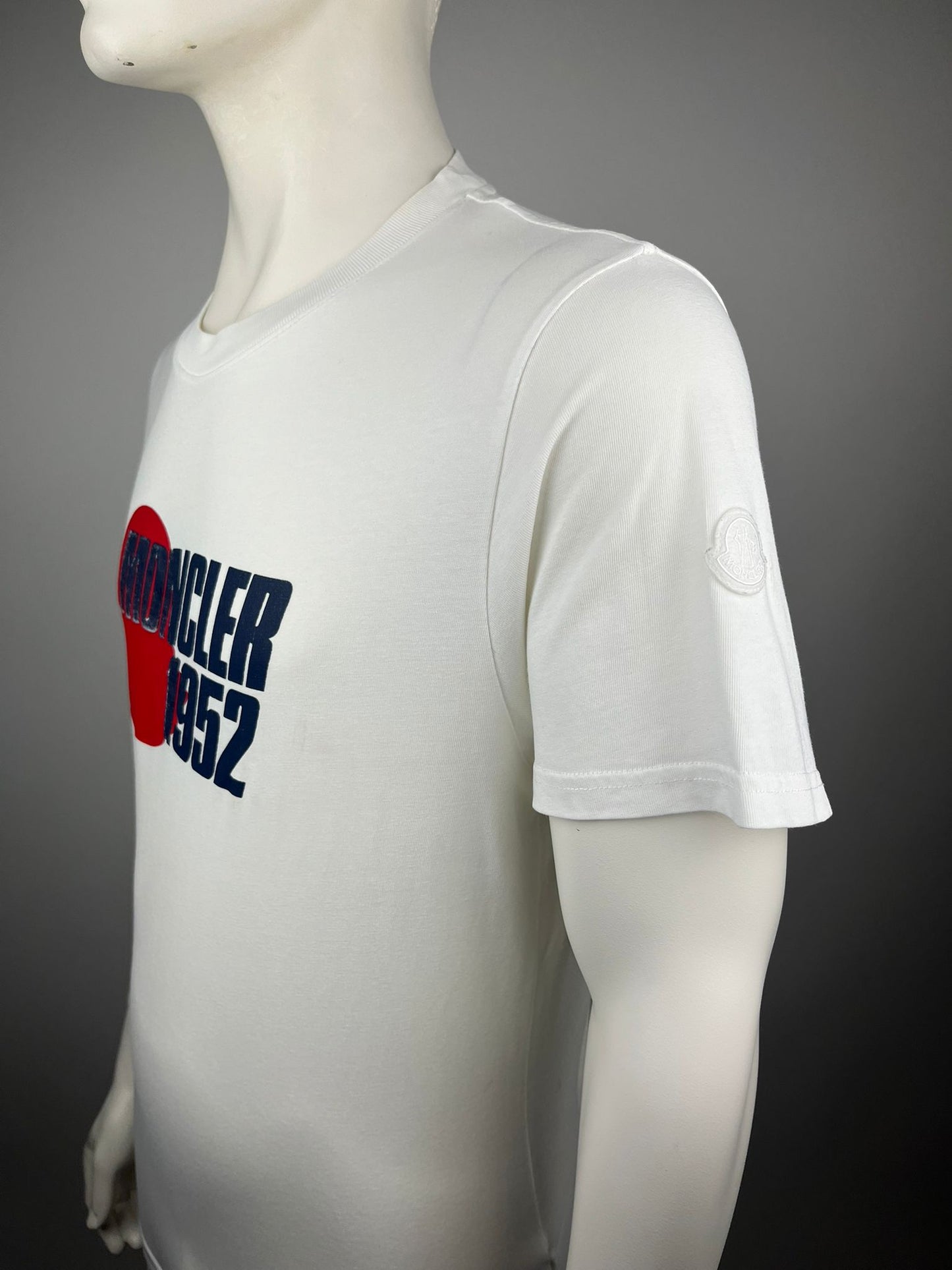 Moncler T-Shirt (L)