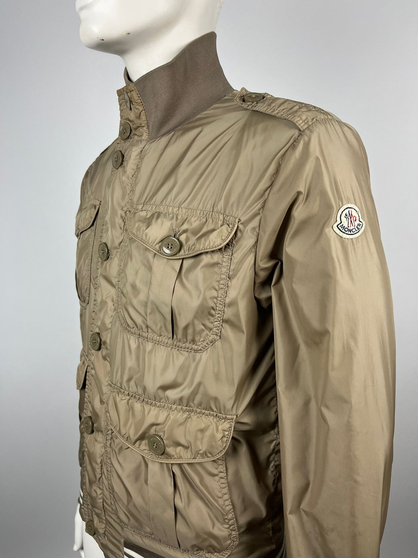Moncler Jacket (3/M)
